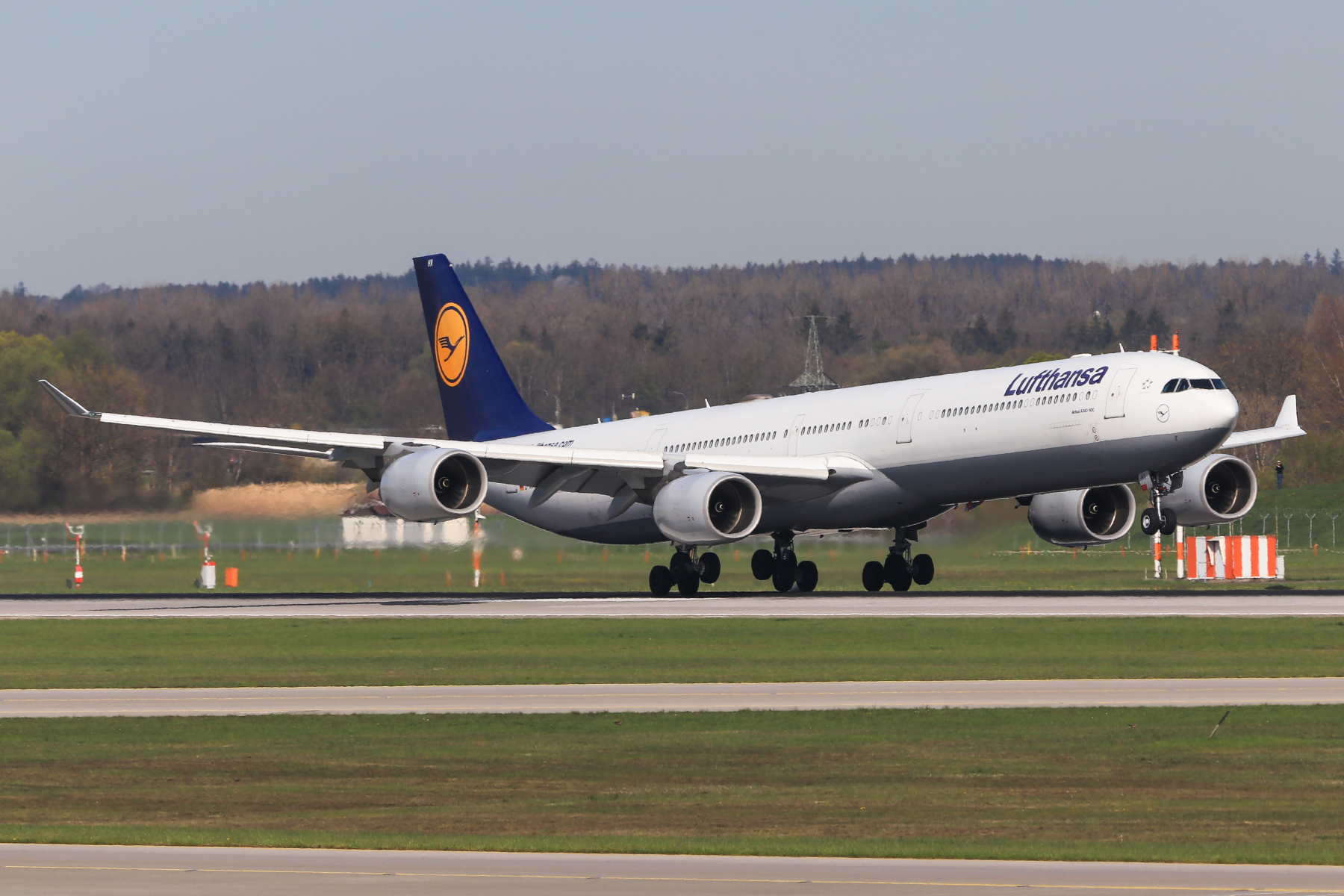 Lufthansa A346