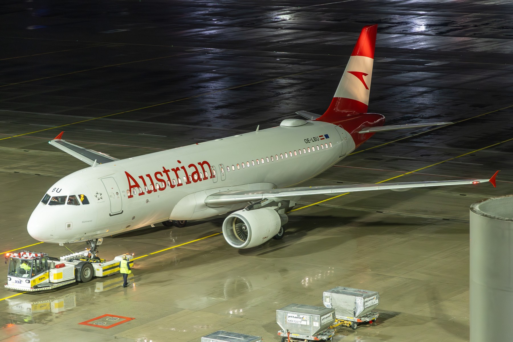 Austrian A320