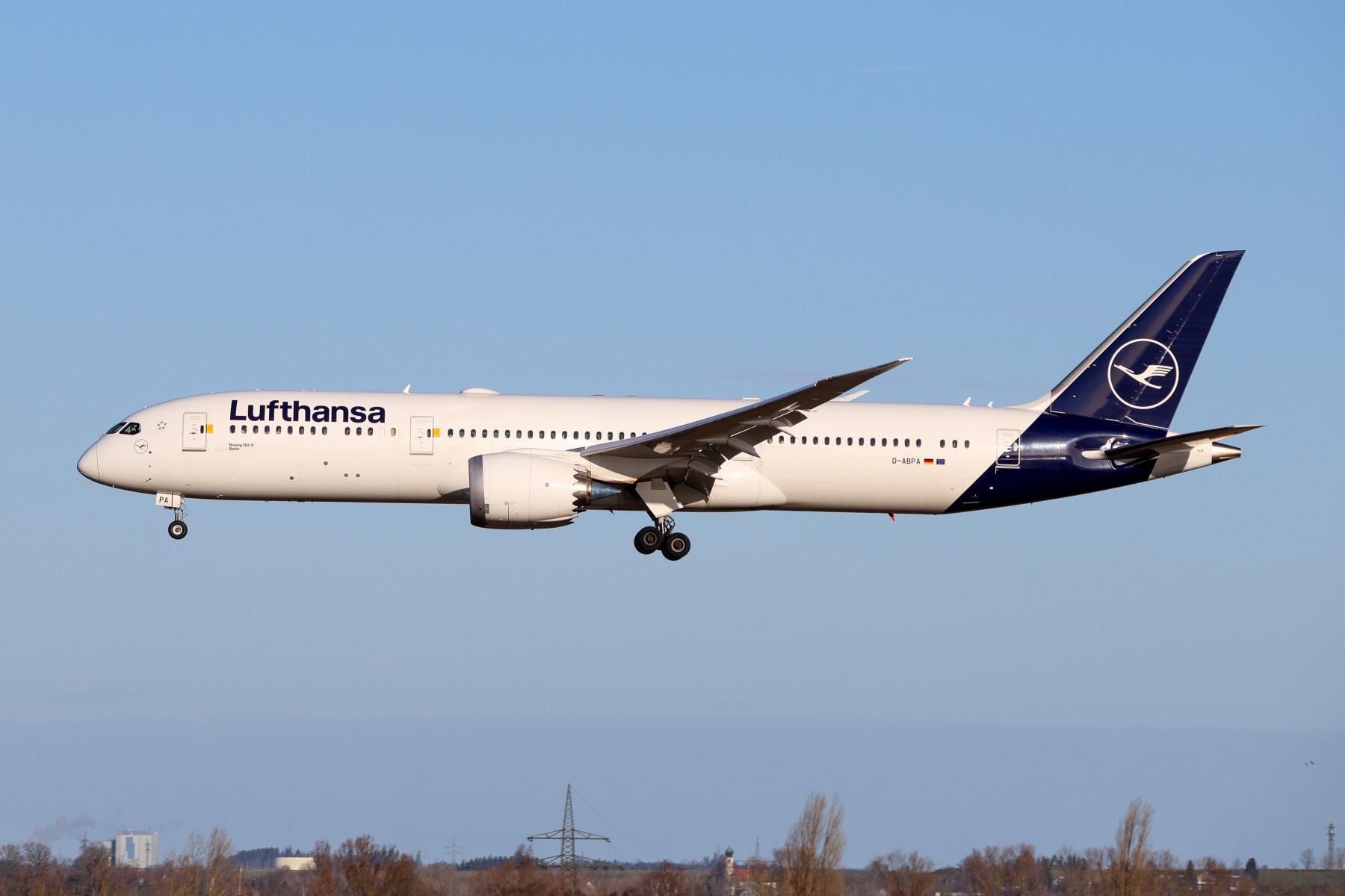 Lufthansa B789